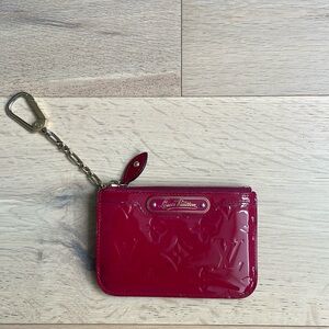 Louis Vuitton Vernis Patent Leather Key Holder in Pink